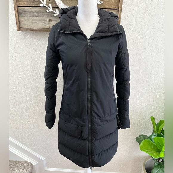 lululemon athletica Jackets & Coats Lululemon Cold As Fluff Goose